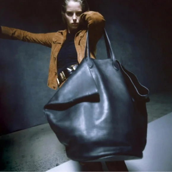 🛑SOLD!🛑 KHAITE Osa Tote LARGE Black Leather - Picture 4 of 13